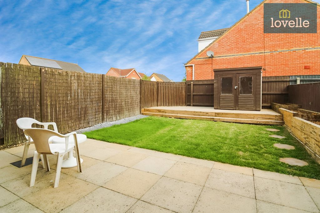 Property photo 2 of 16