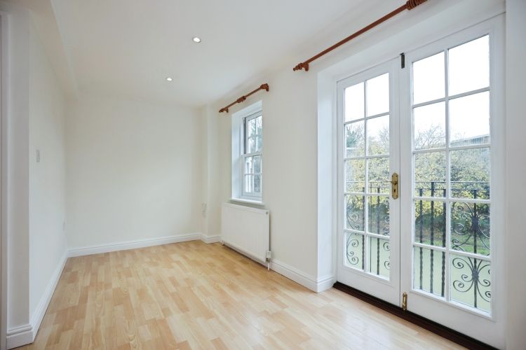 Property photo 3 of 10 Focl9283