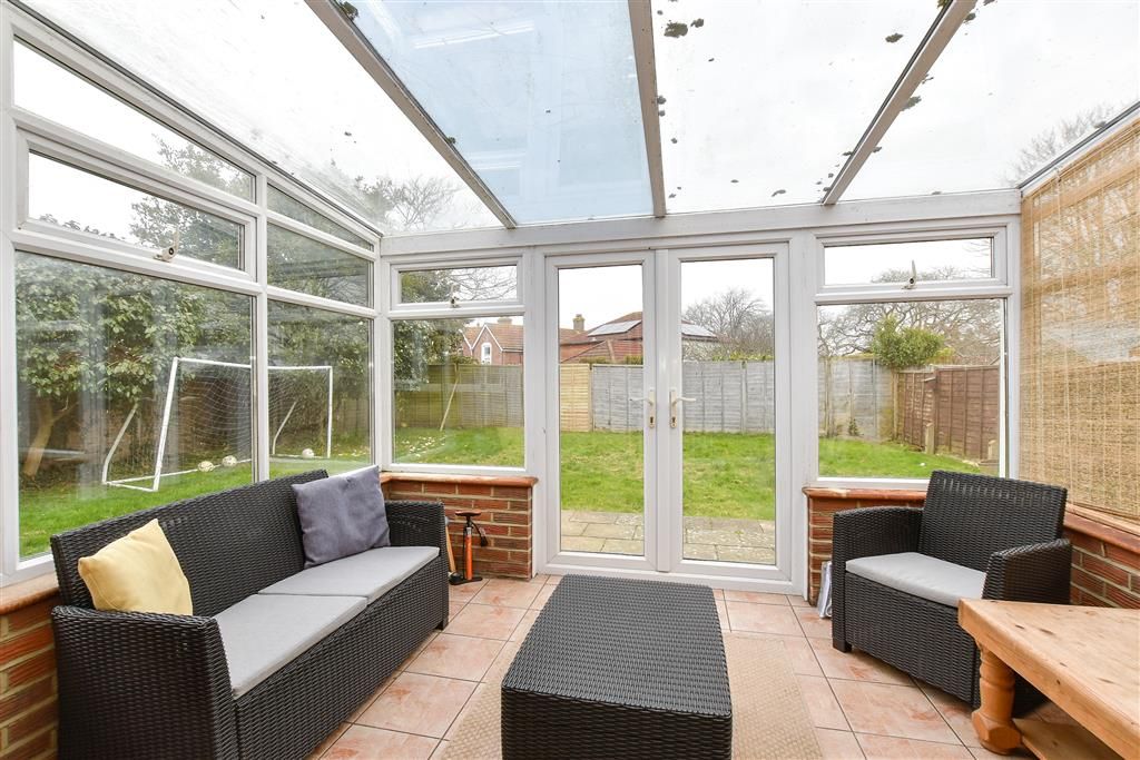 Property photo 2 of 13 Conservatory