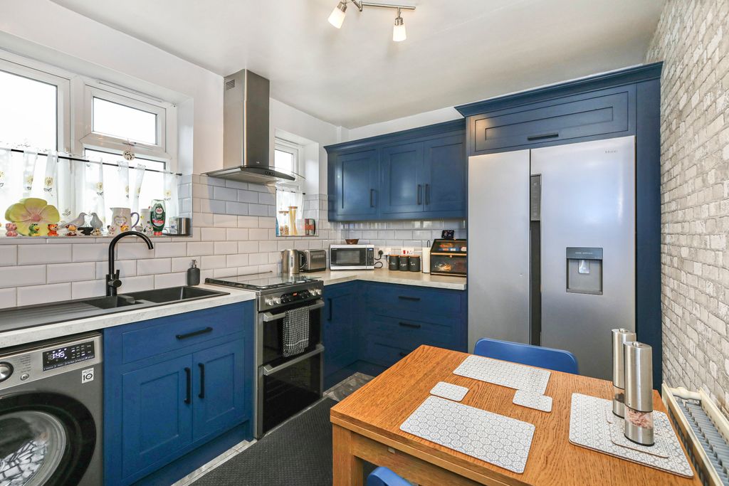 Property photo 3 of 24 8G9A1611