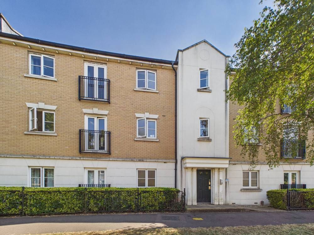 Property photo 1 of 11 Giraffe360-Still001