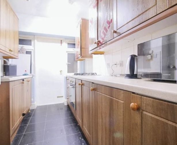 Property photo 2 of 9