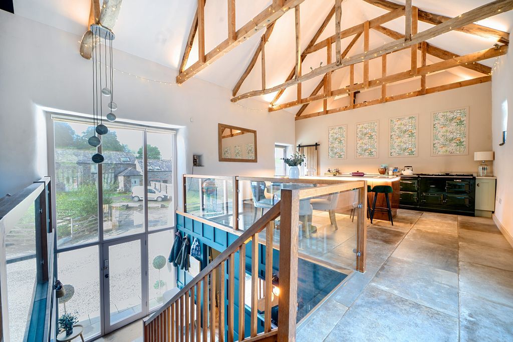 Property photo 2 of 22 1517003-21-1A08Fe...
