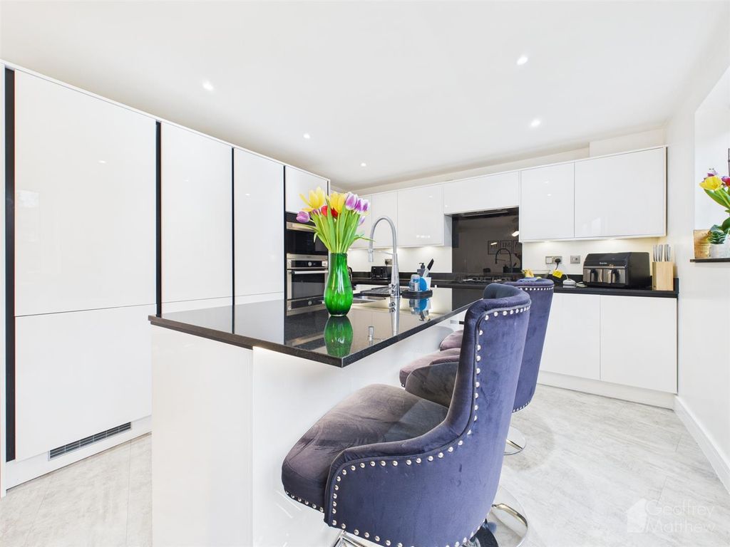 Property photo 1 of 23 Cam02365G0-Pr0401-Still007.Jpg