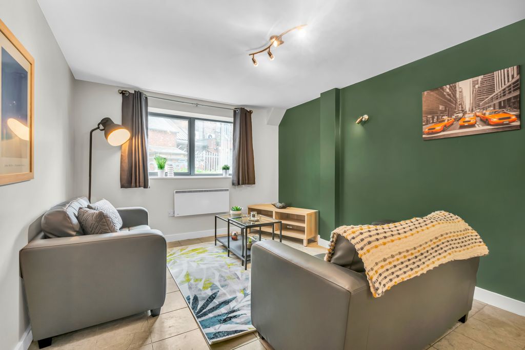 Property photo 1 of 6 Property Photo