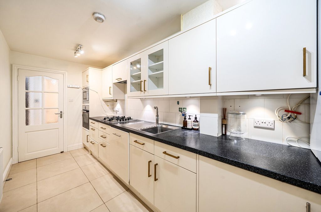 Property photo 2 of 13 1452976-11-69Ef85...