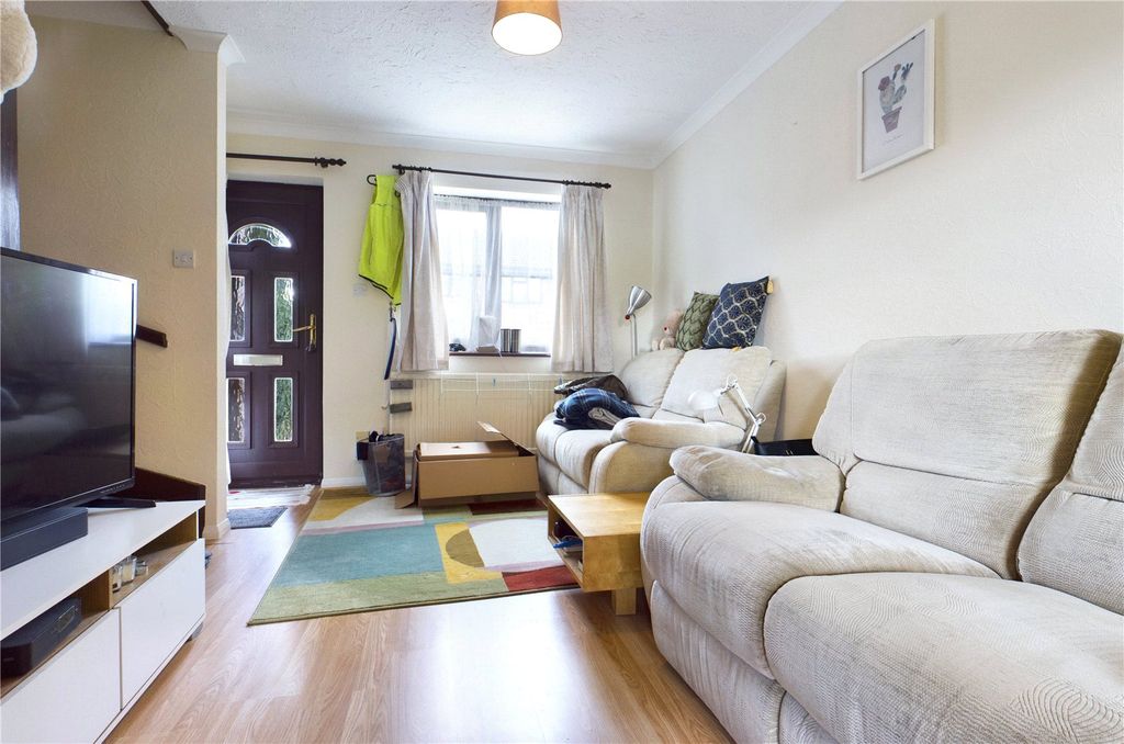 Property photo 3 of 9 Living Room