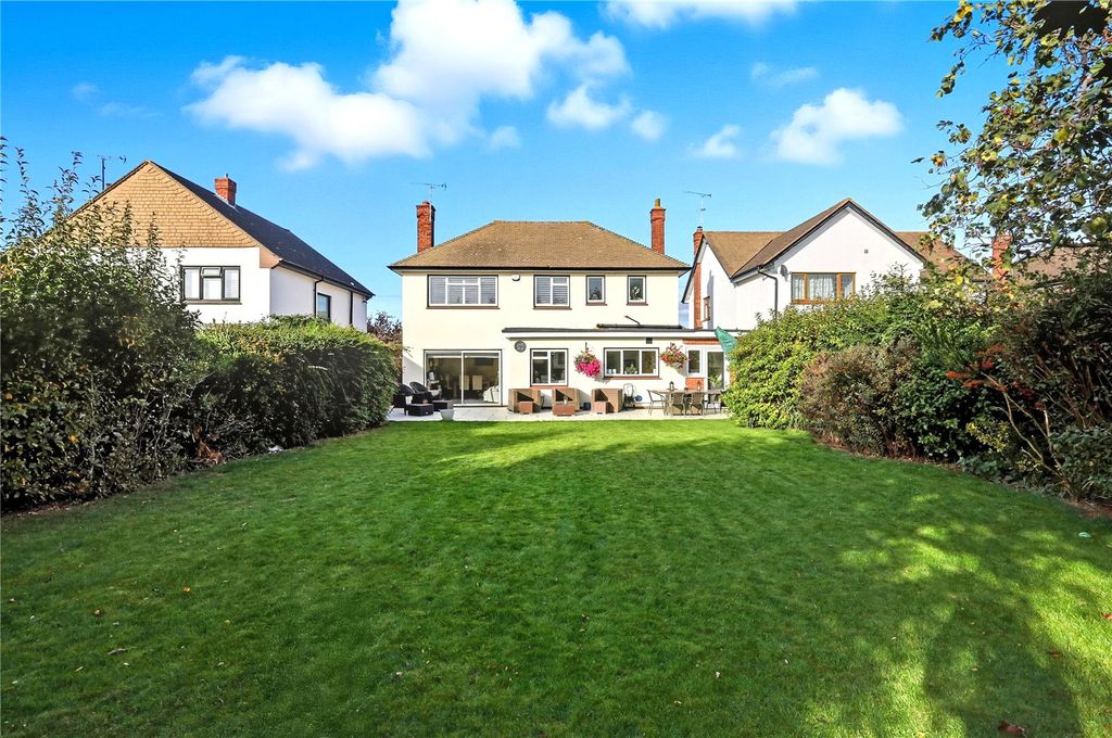 Property photo 3 of 25 Picture No. 02