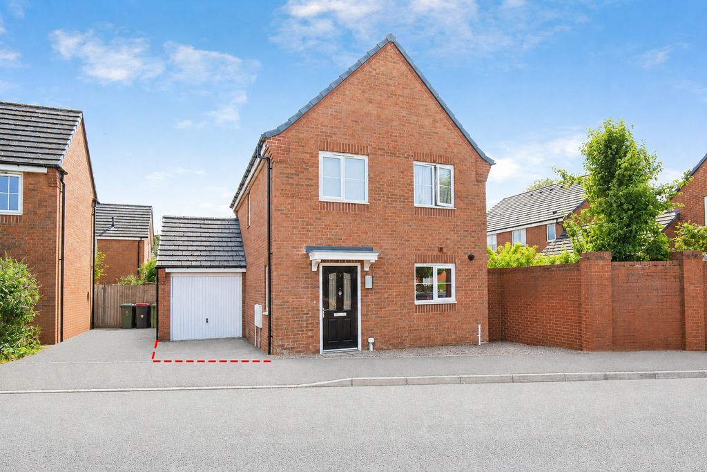Property photo 1 of 19 Fs