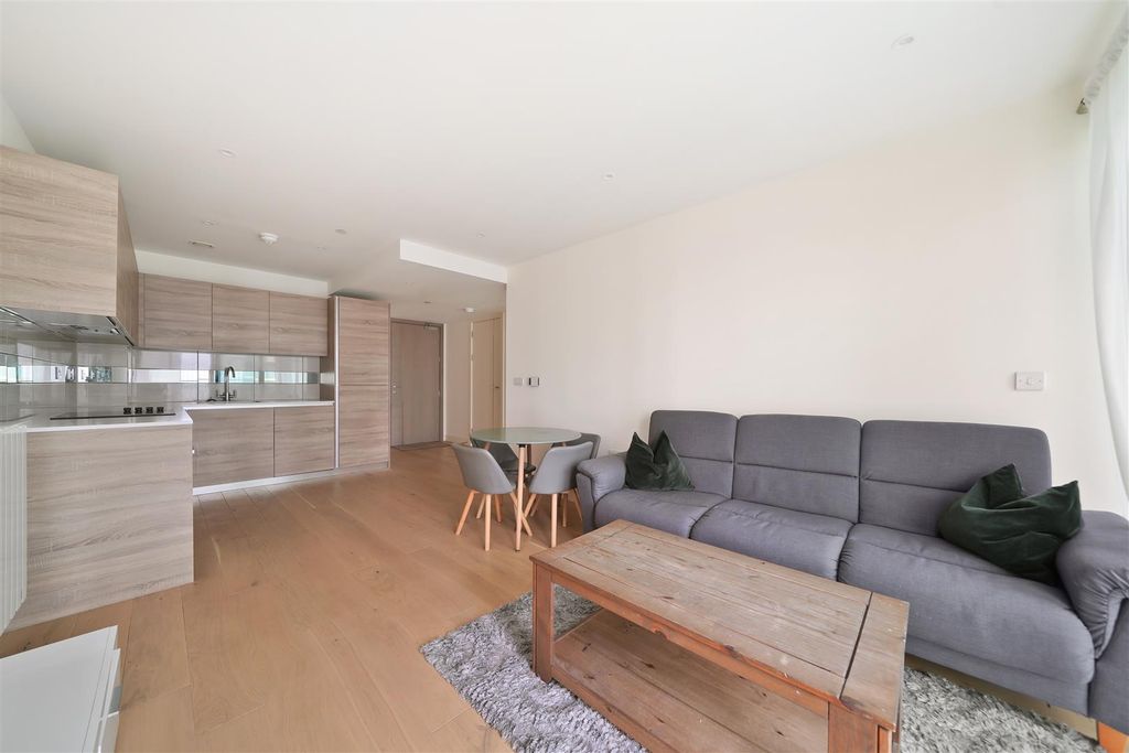 Property photo 1 of 8 Dxgip0Trzlaocz5Xu1hq.Jpg