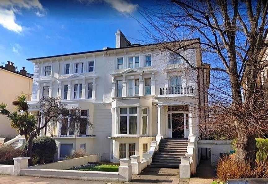 Property photo 1 of 8