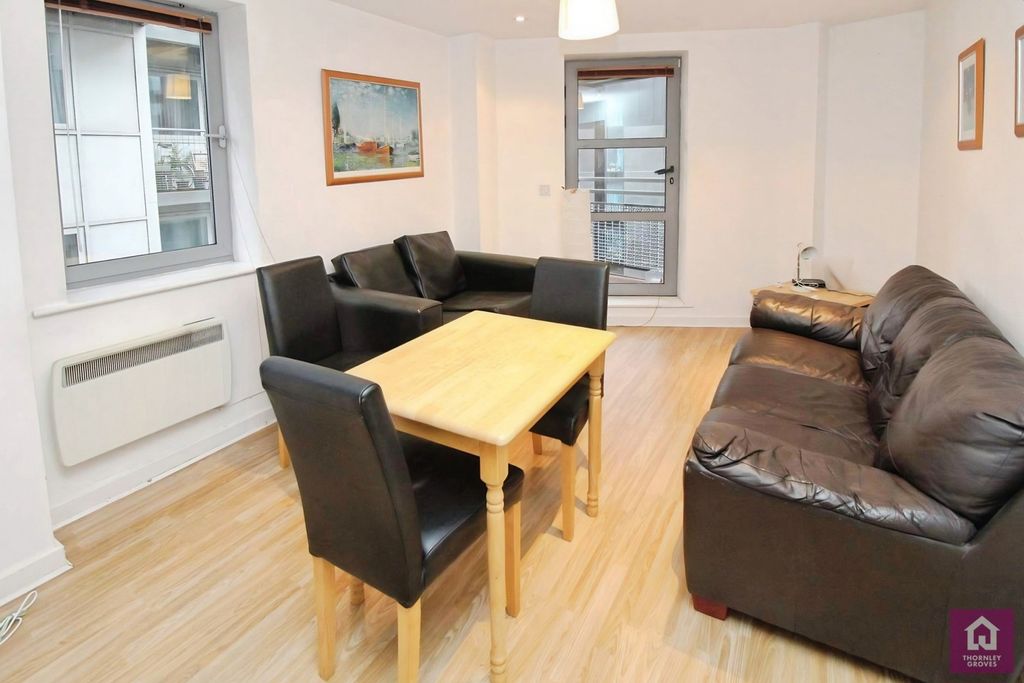 Property photo 1 of 12 Pbox-Img.Jpg
