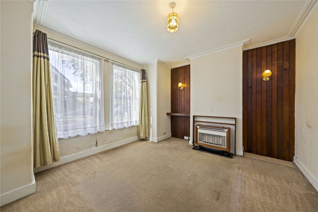 Property photo 3 of 12 Picture No. 04