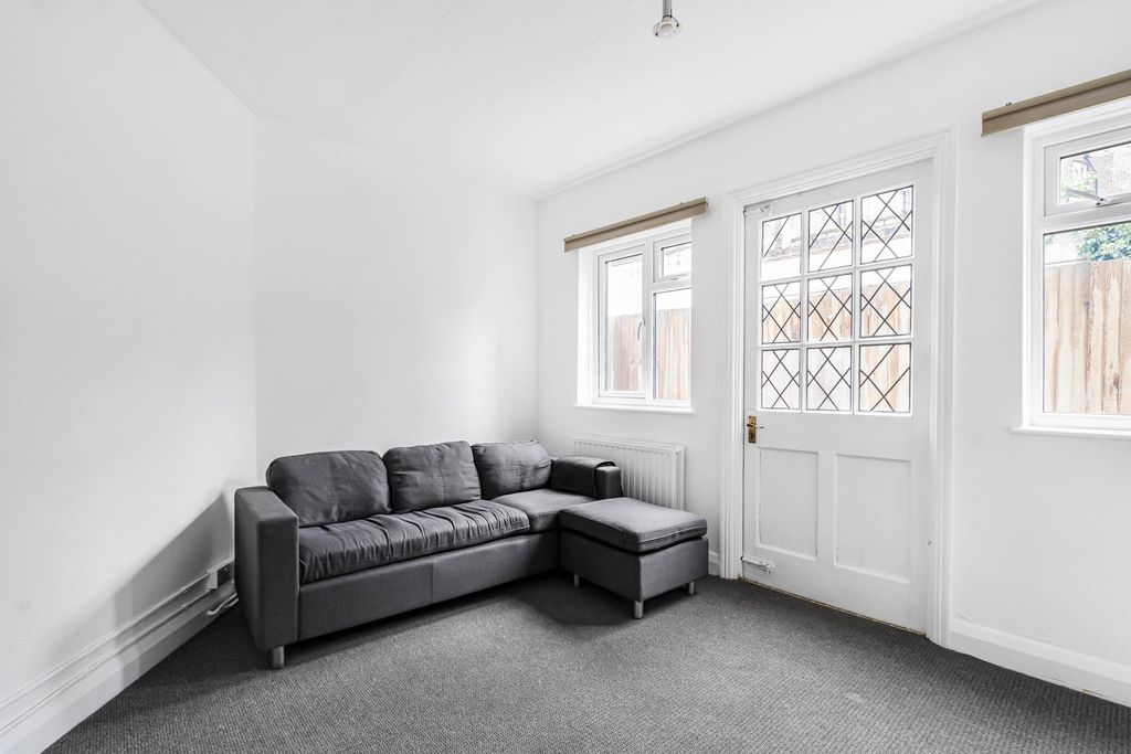 Property photo 1 of 19 Reception Room