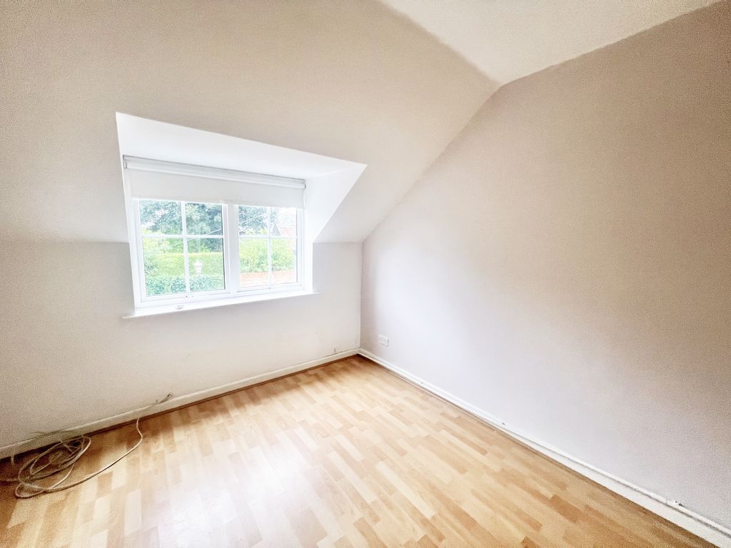 Property photo 2 of 4 Bedroom 1