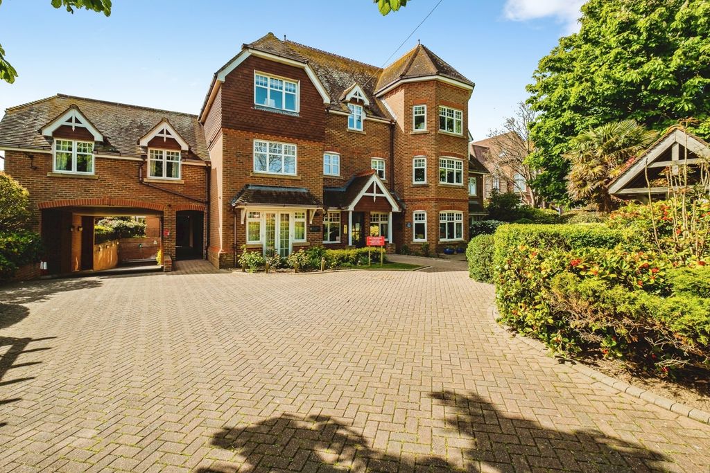 Property photo 1 of 16 Pbox-Img.Jpg