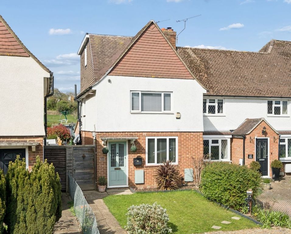 Property photo 1 of 15 Photo 10