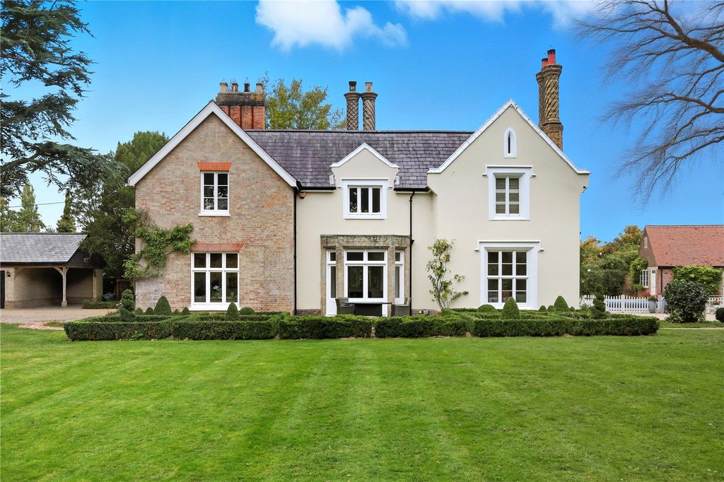 Property photo 1 of 28 Side Elevation