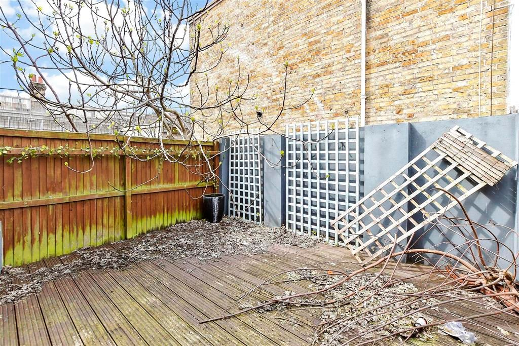 Property photo 1 of 8 Rear Garden