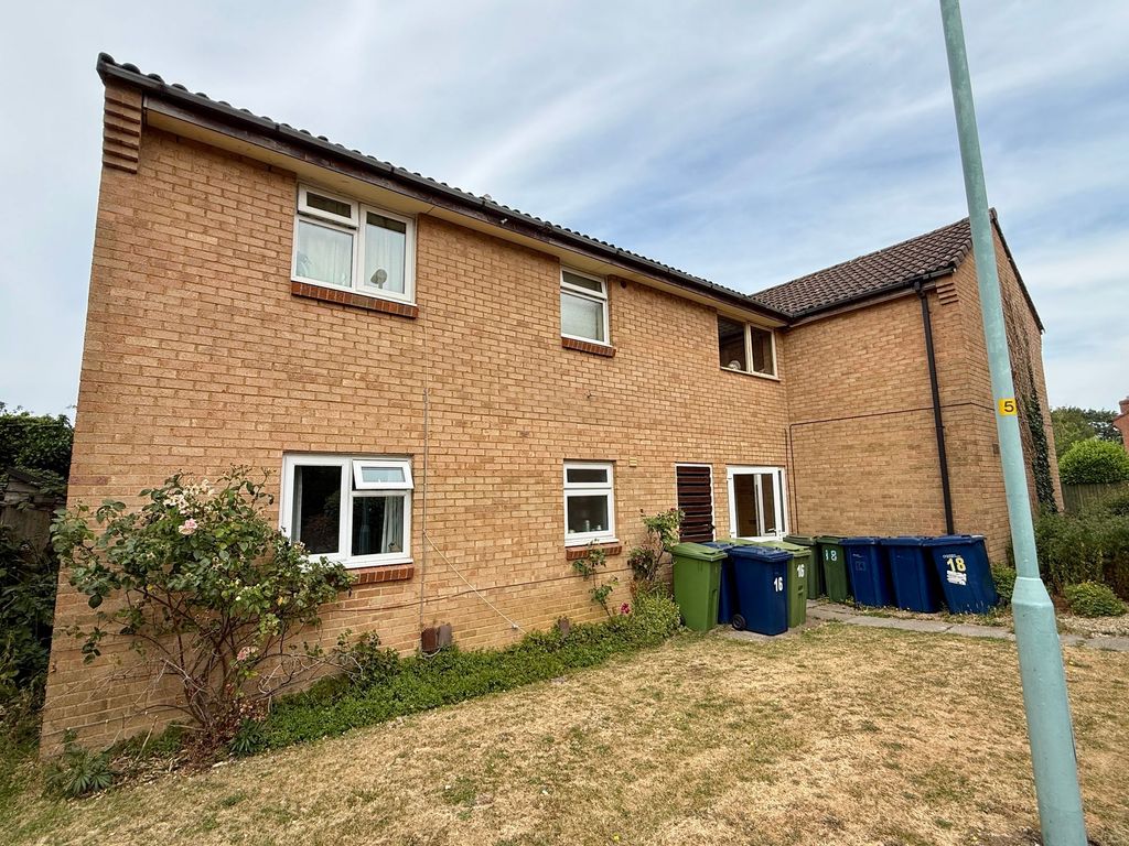 Property photo 1 of 7
