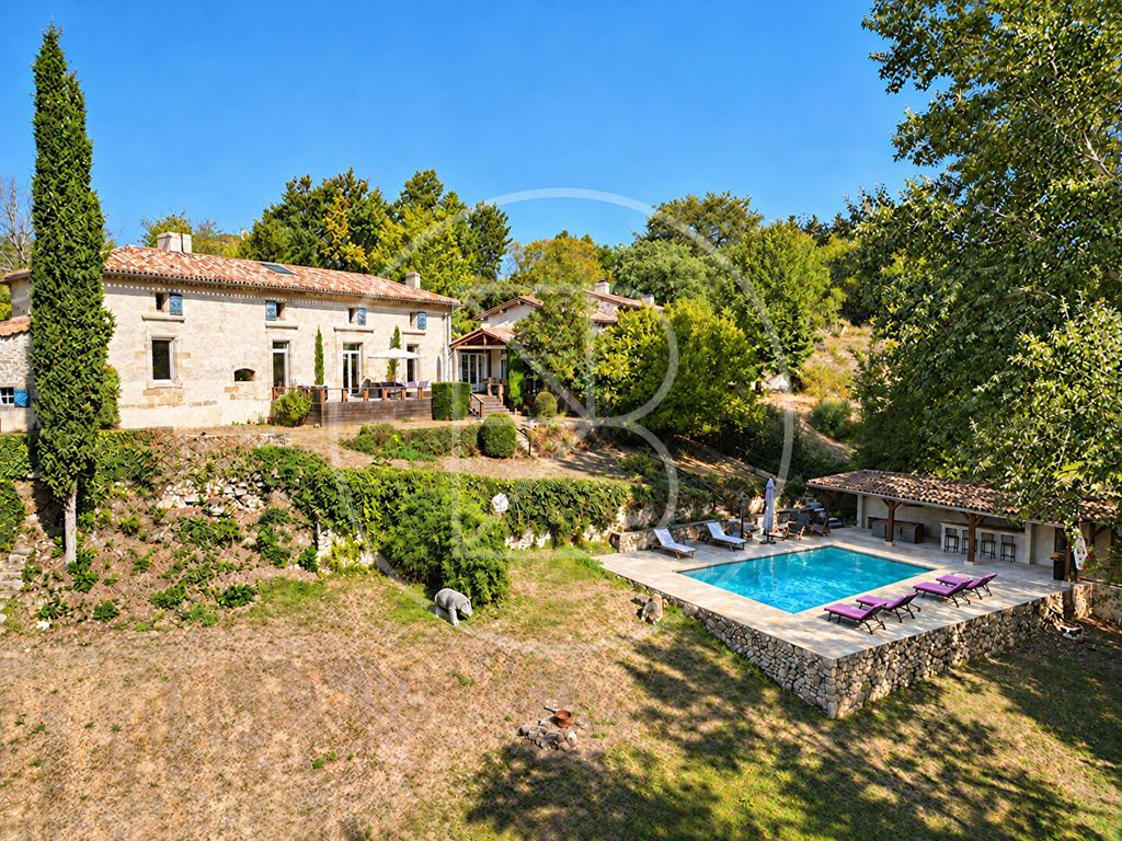 Property photo 1 of 18 Renovated Stone House With Annexe, Pool And Private Pond