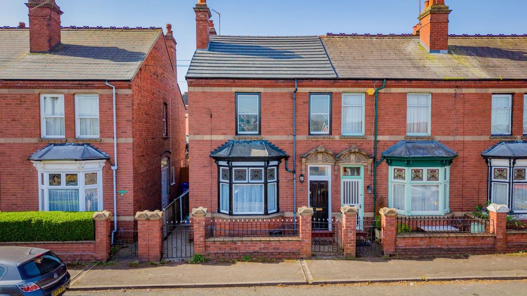 Property photo 1 of 42