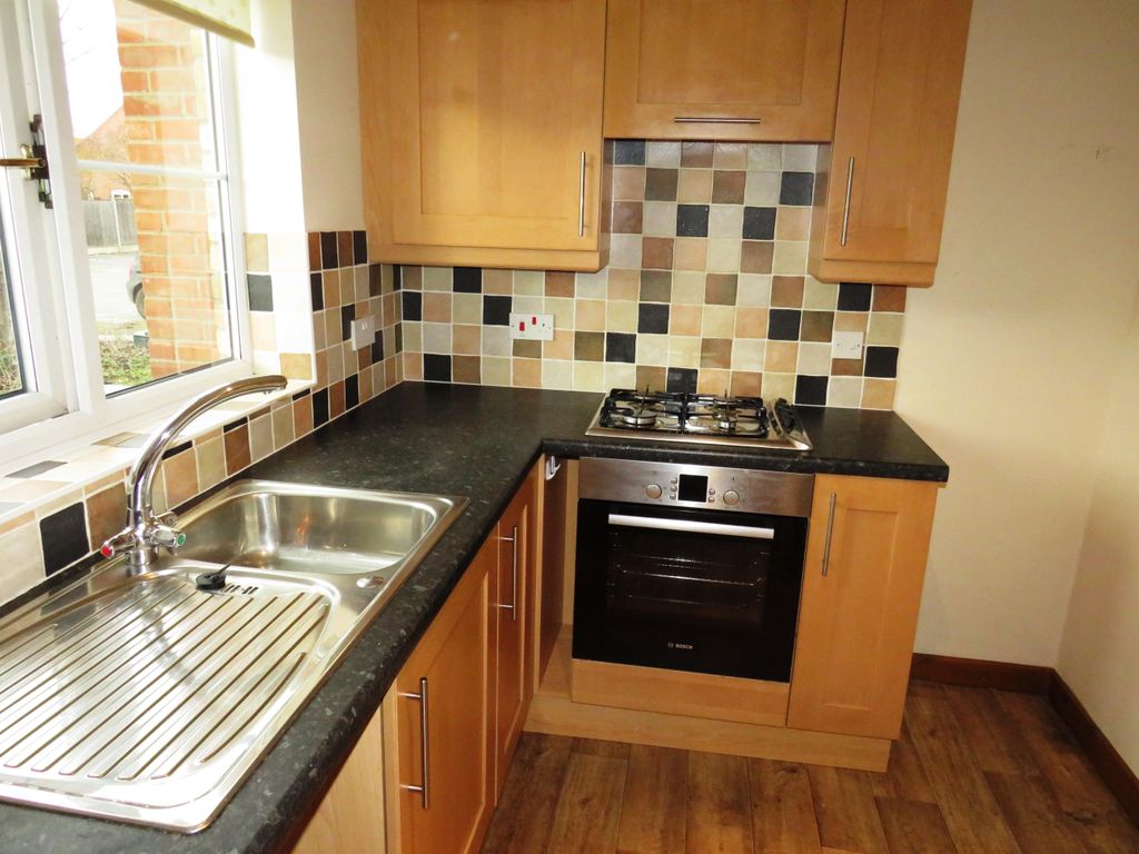 Property photo 2 of 9 Kitchen