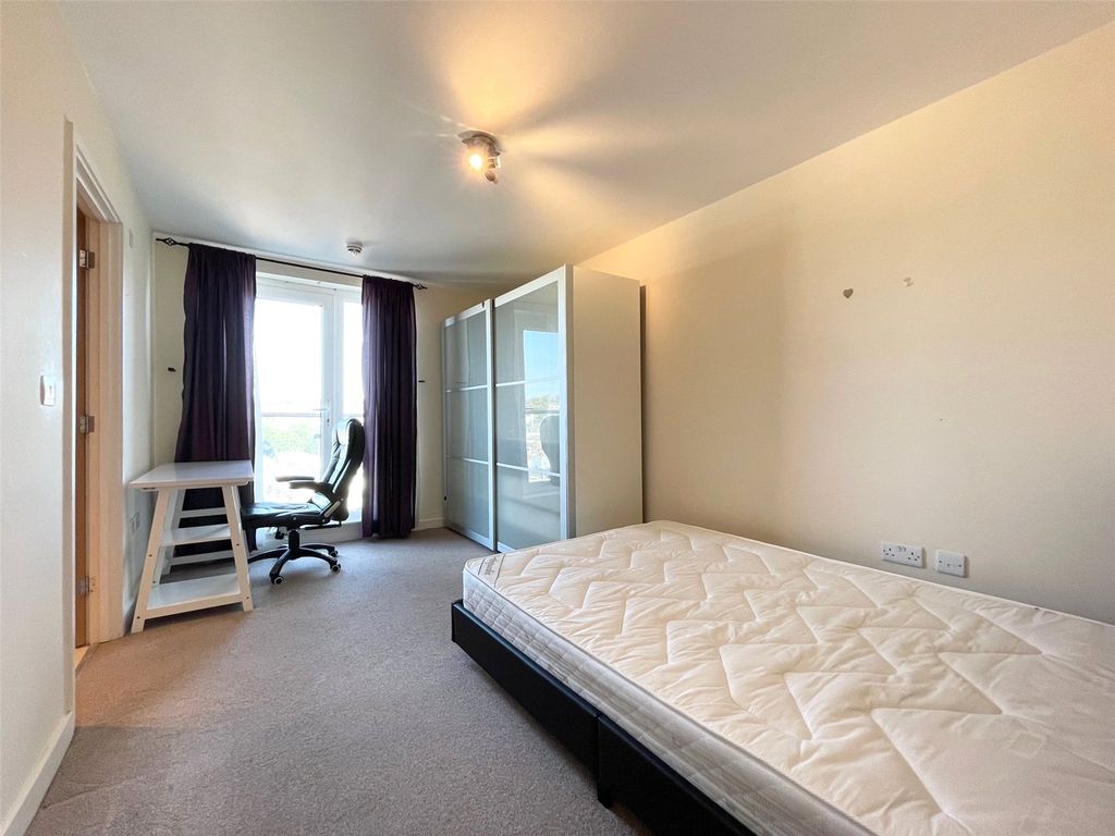 Property photo 3 of 9 Picture No. 20