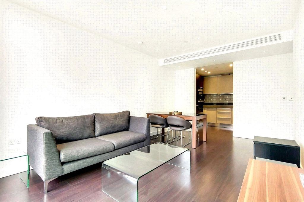 Property photo 2 of 16 Picture No. 12