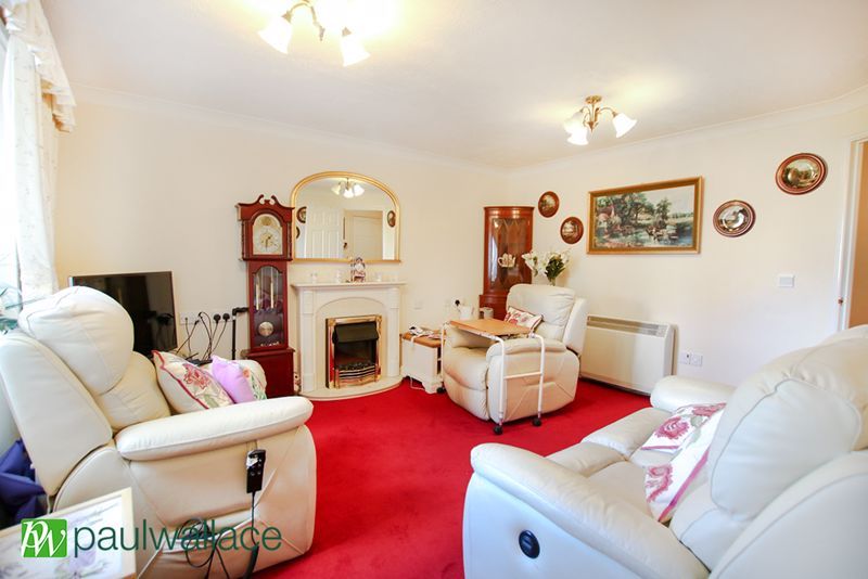 Property photo 2 of 7 Lounge