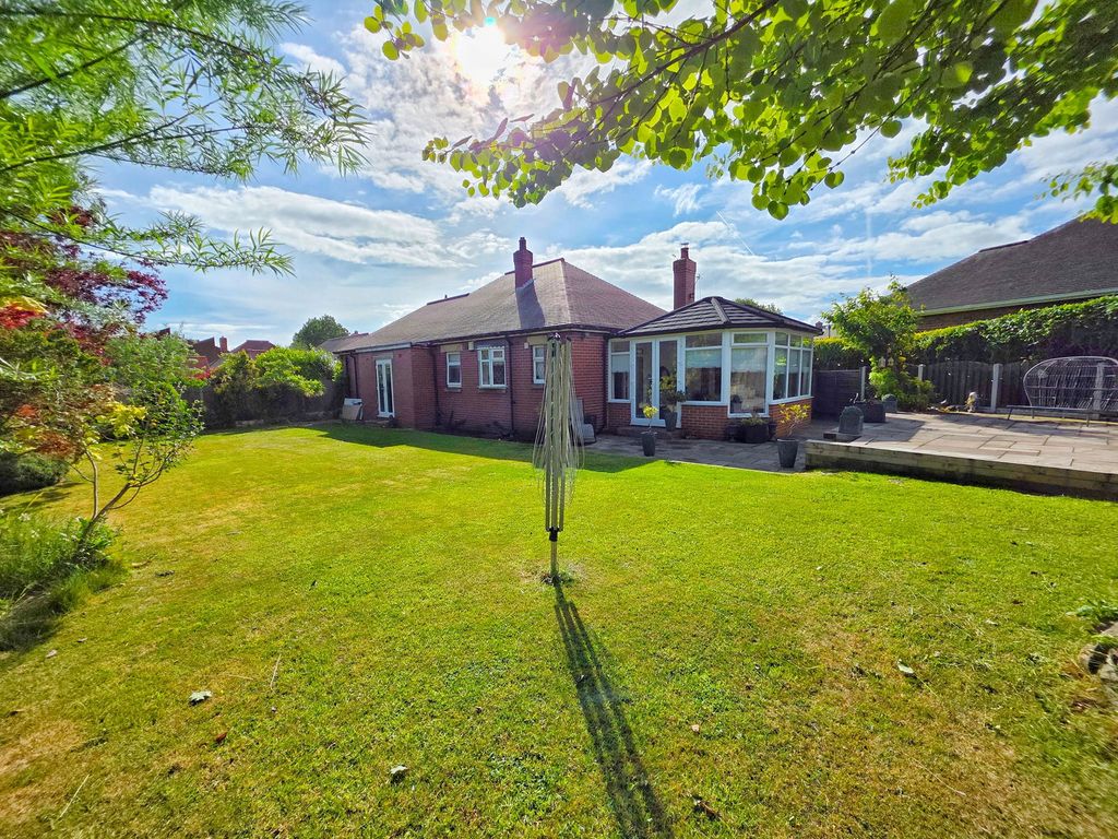 Property photo 1 of 26