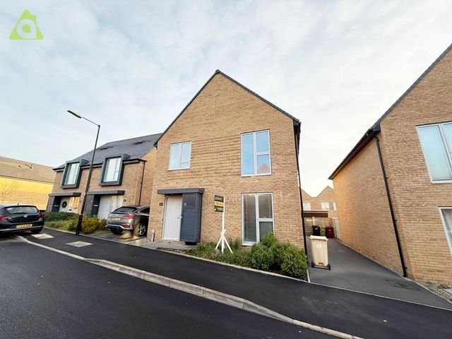 Property photo 2 of 21