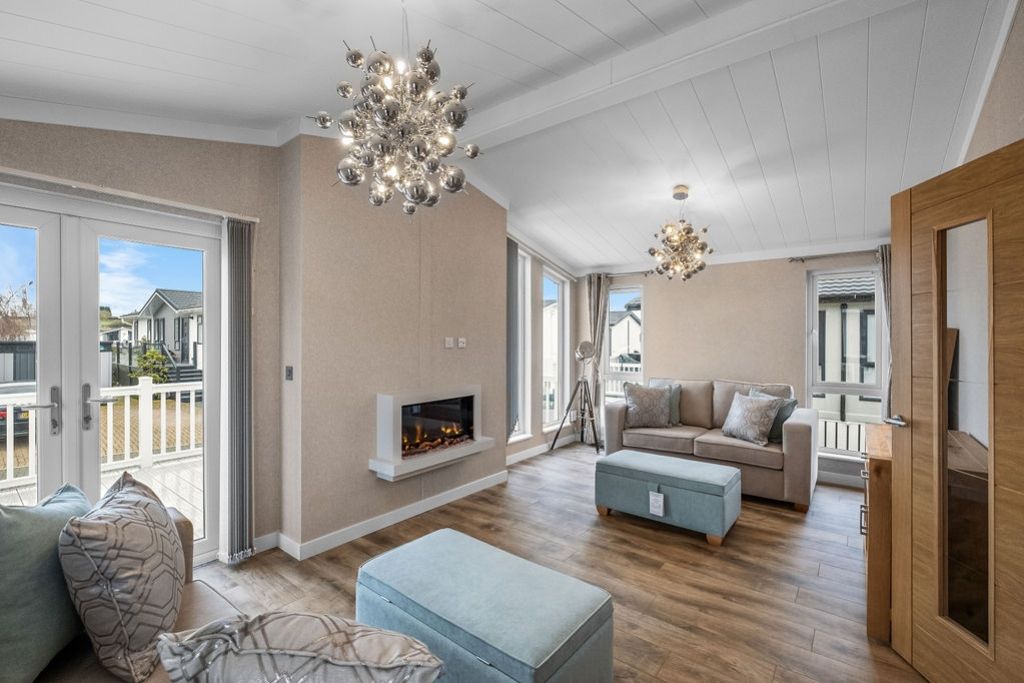 Property photo 2 of 9 Fe2B2891512791d043Db1cd397c52c0dc5c0F1894Ca6c119c6