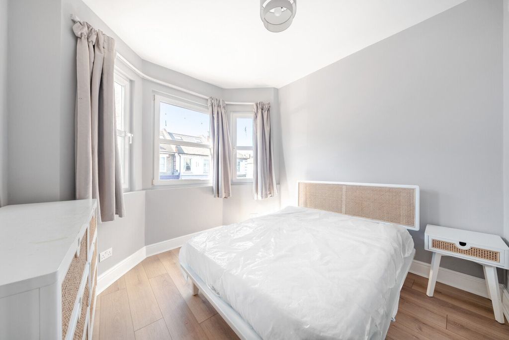 Property photo 2 of 6 Picture No. 07