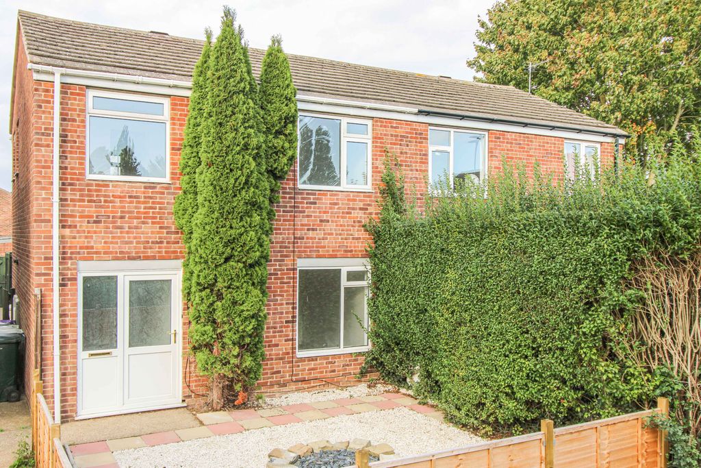 Property photo 2 of 7