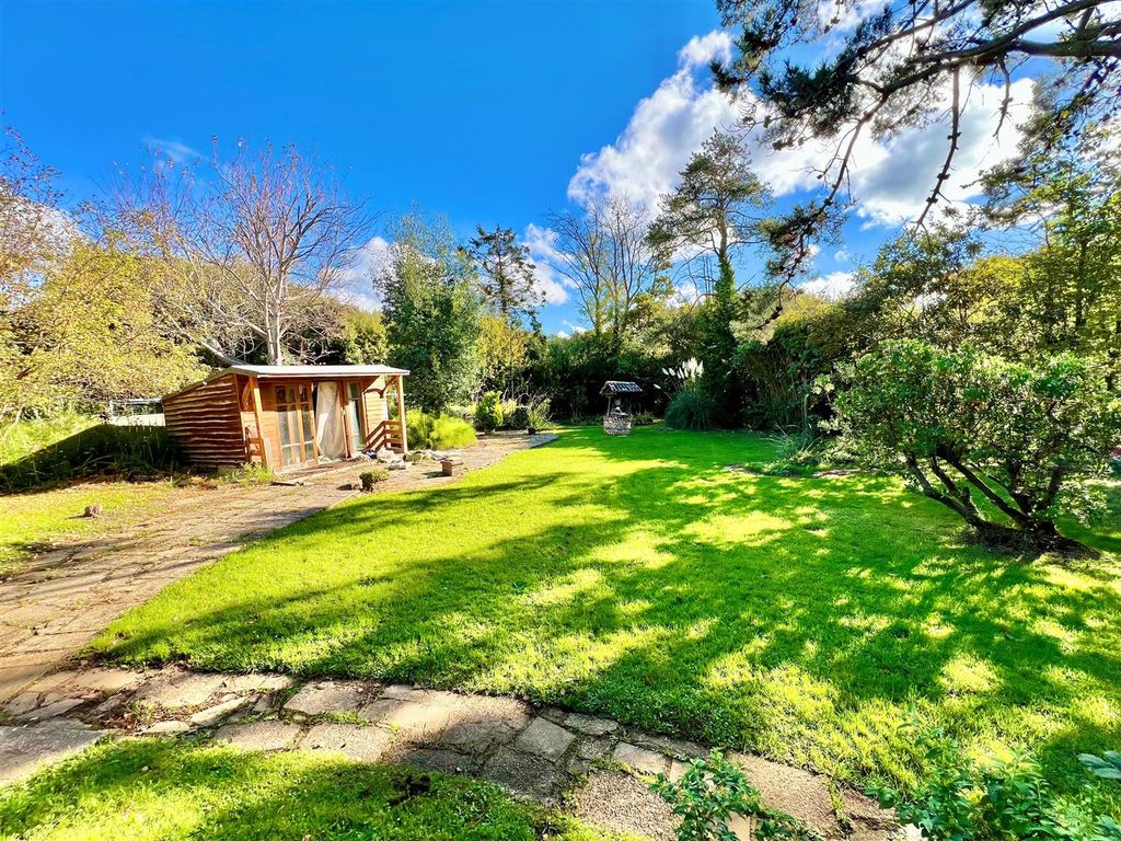 Property photo 2 of 15