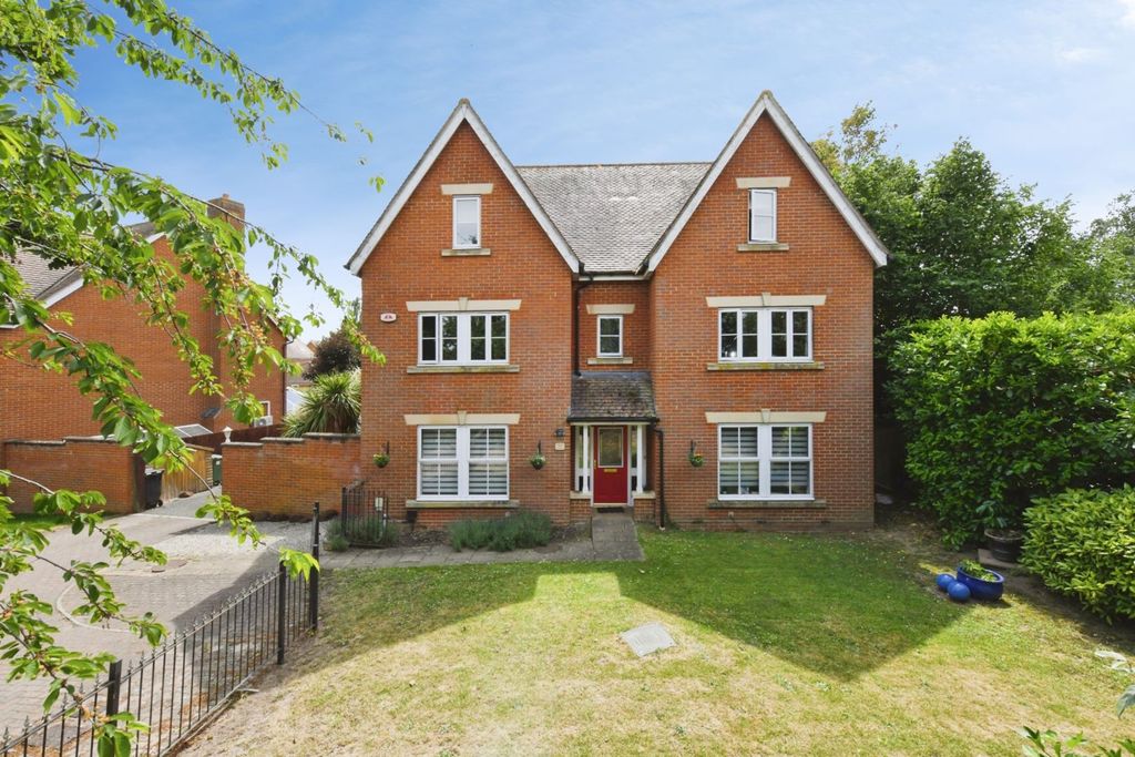 Property photo 1 of 15