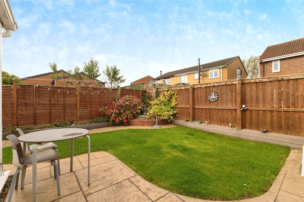 Property photo 3 of 17 Picture No. 14