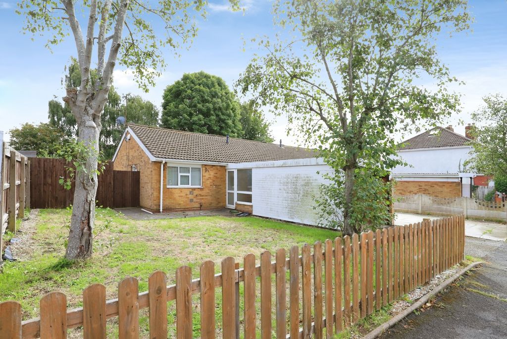 Property photo 1 of 18 Pbox-Img.Jpg