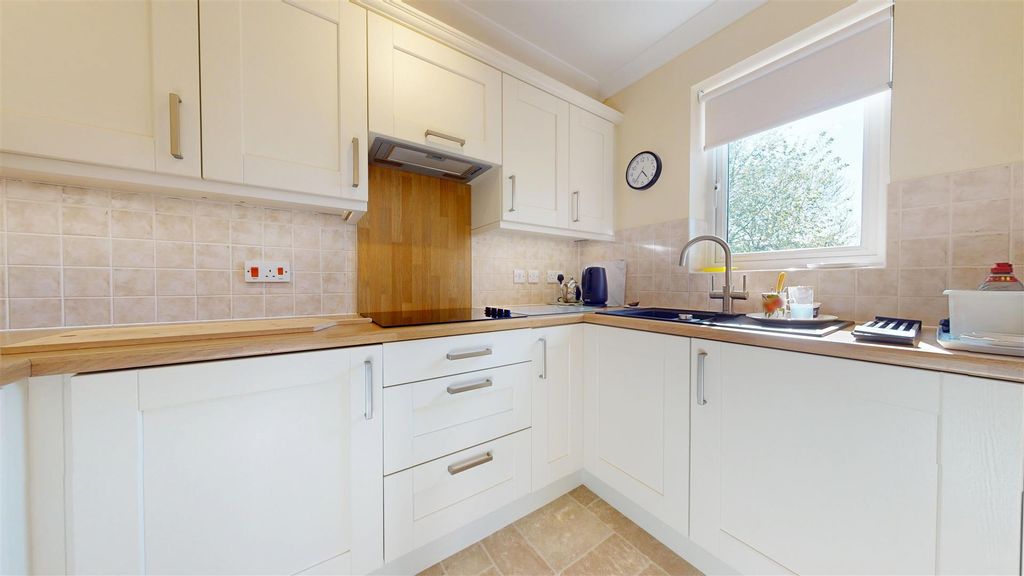 Property photo 3 of 24 Henbury Court Kitchen