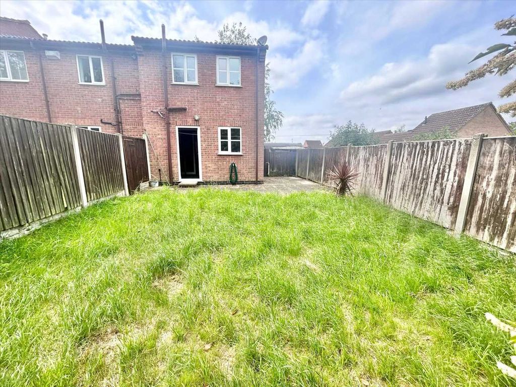 Property photo 2 of 21
