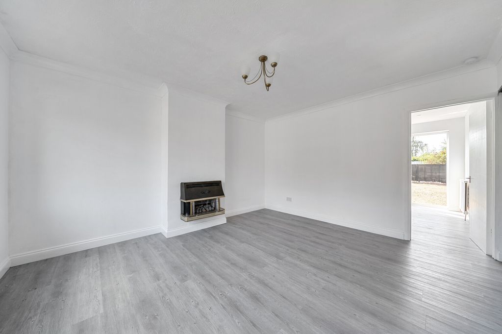 Property photo 3 of 20 Reception Room