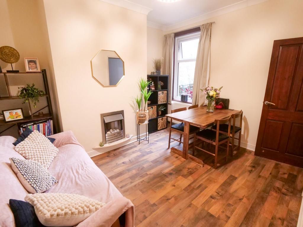 Property photo 3 of 12 Photo 3