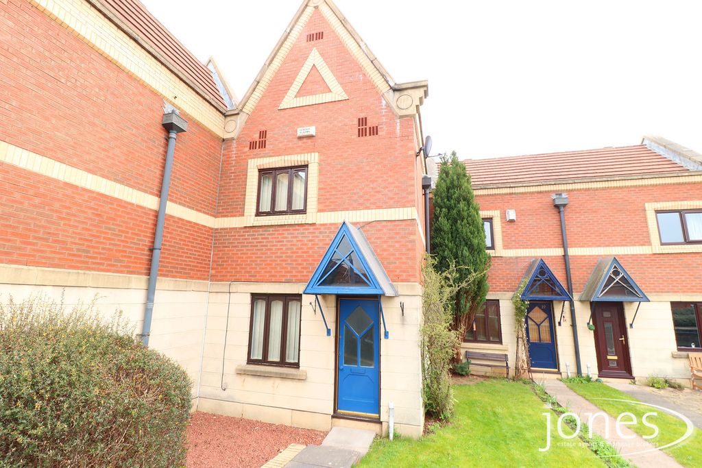 Property photo 1 of 12