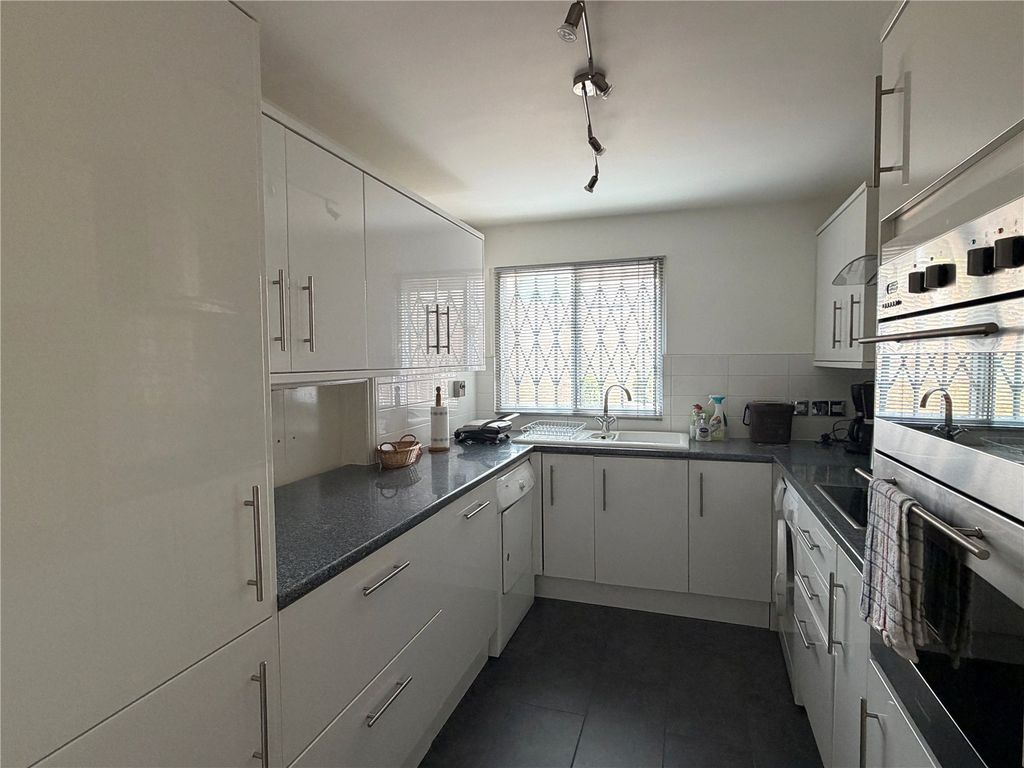 Property photo 3 of 11 Picture No. 09