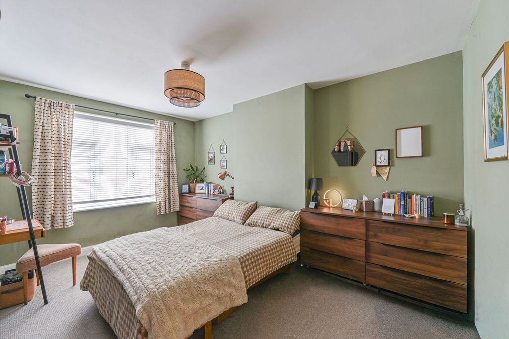 Additional image 8 of 3 bed maisonette for saleDorset Road, Mitcham CR4