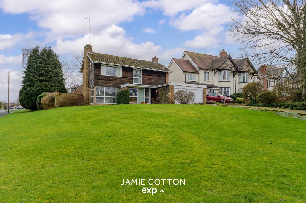 Property photo 2 of 22