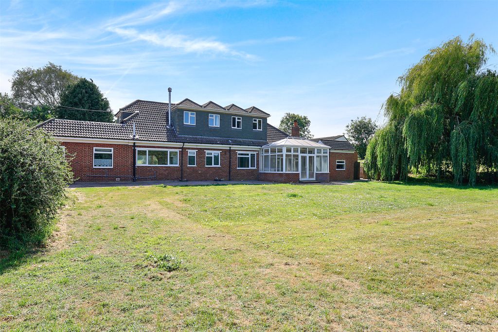 Property photo 2 of 21 Picture No. 03