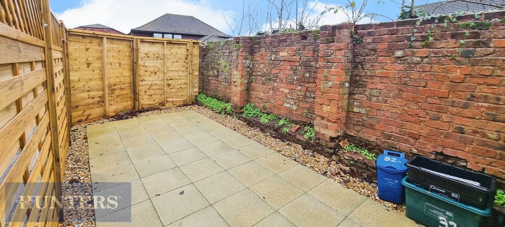 Property photo 3 of 11 Pbox-Img.Jpg