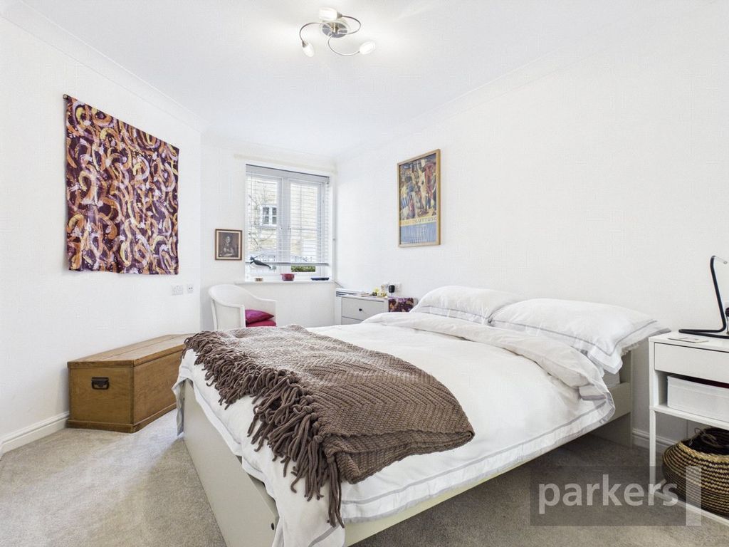 Property photo 3 of 20 Bedroom